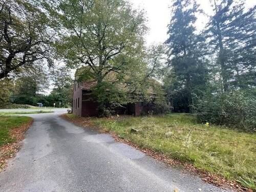 Westseite der Gaststätte - 6 Zimmer Mehrfamilienhaus, Wohnhaus in Isterberg