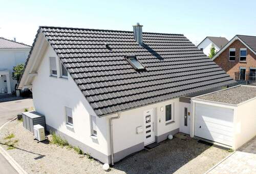 Außenansicht - Einfamilienhaus mit 152,00 m² in Neuried zum Kaufen