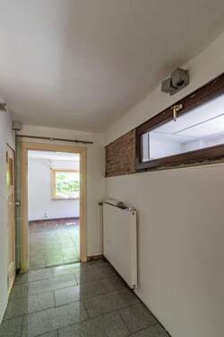Wohnflur (Haus links) - 