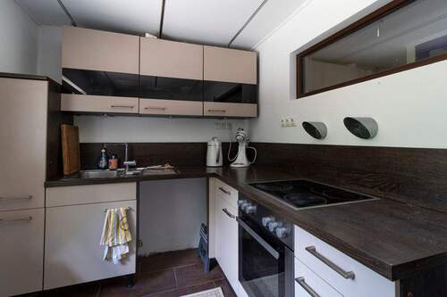 Küche mit EBK (Haus links) - 