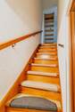 Treppe ins 1.OG (Haus links) - 