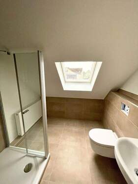 Badezimmer - 2 Zimmer Etagenwohnung in Goldbach