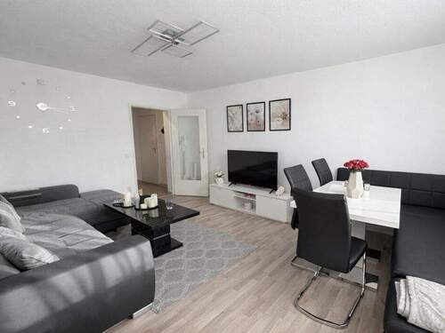 Wohnen - 3 Zimmer Etagenwohnung zum Kaufen in Metzingen