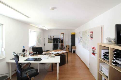 Schlafzimmer oder Büro DHH rechts - 