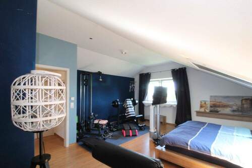 Schlafzimmer DG DHH links - 