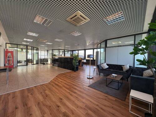 Flur - Büro zur Miete in Leverkusen