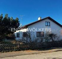 Großzügiges Grundstück mit teilausgebautem Wohnhaus und vielen Entwicklungsmöglichkeiten . sofort verfügbar - Dusslingen