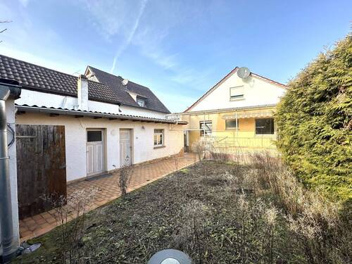 Garten u. Nebengebäude - Einfamilienhaus mit 110,00 m&sup2; in Trebur / Astheim zum Kaufen