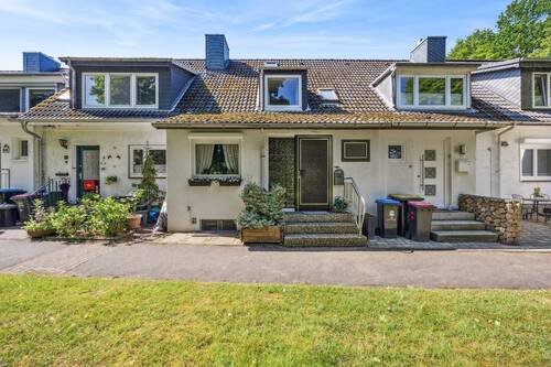 Ansicht - Reihenmittelhaus zum Kaufen in Hamburg / Rahlstedt