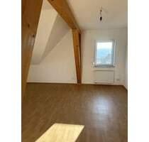 Komfortable, gehobene 2-Zimmer Küche und Bad Wohnung im schönen Bischmisheim