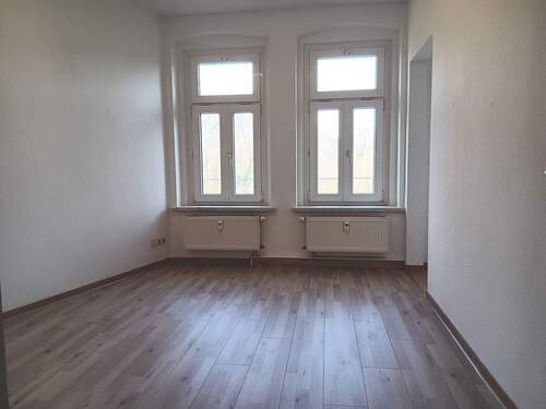 Wohnzimmer - 2 Zimmer Etagenwohnung zur Miete in Görlitz