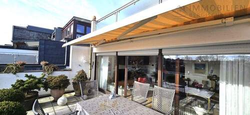 Terasse vor Wohnzimmer - 