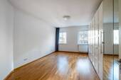 Zimmer 2 - 