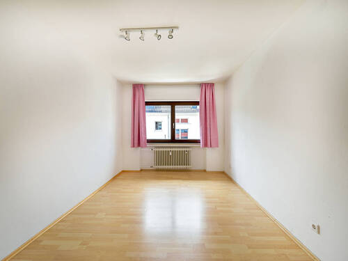 Schlafzimmer - 2 Zimmer Etagenwohnung in Karlsruhe / Durlach