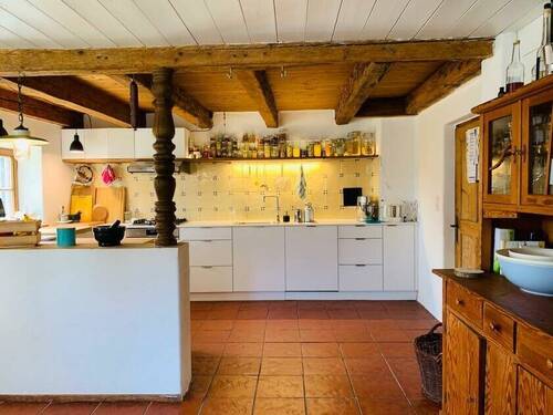Küchen - 7 Zimmer Bauernhaus, Landhaus in Pfaffing