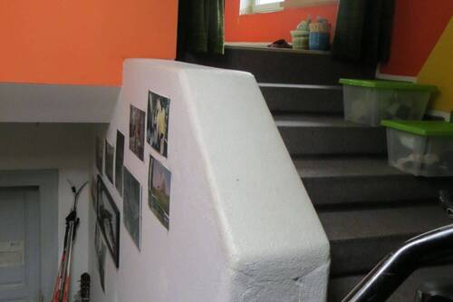 Treppenaufgang zur Wohnung.JPG - 1 Zimmer Etagenwohnung in Dresden