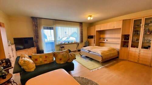 Wohnen/Schlafen - Etagenwohnung mit 59,00 m&sup2; in Langenzenn zum Kaufen