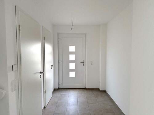 Eingangsbereich/ Flur - 4 Zimmer Etagenwohnung zur Miete in Schwarzenbek