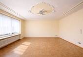 MS4S_Wohnzimmer 2.JPG - Mehrfamilienhaus, Wohnhaus in Löffingen zum Kaufen