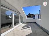 Loggia zum Innenhof (1).jpg - 