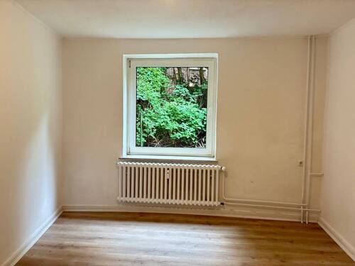 Schlafzimmer - 3 Zimmer Etagenwohnung zur Miete in Kiel