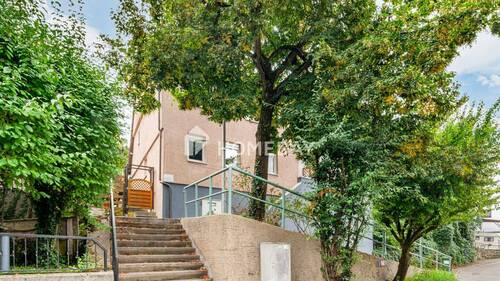 Außenansicht 4 - 6 Zimmer Mehrfamilienhaus, Wohnhaus zum Kaufen in Stuttgart