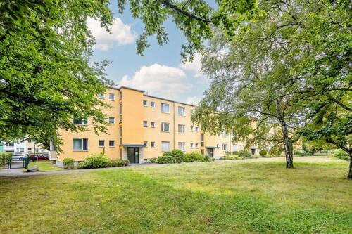 Grünflächen der Wohnanlage - 