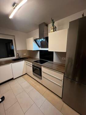 Küche incl. Kühlschrank - Extra chic und sonnig wohnen mit Traumterrasse