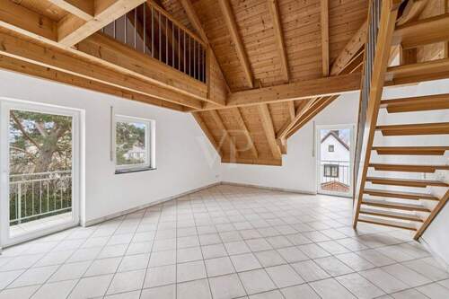 Galeriewohnung - 6 Zimmer Doppelhaushälfte zum Kaufen in Kottgeisering