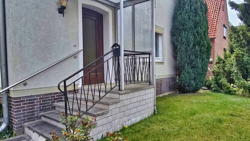 Hauseingang - Einfamilienhaus mit 94,40 m&sup2; in Wathlingen zum Kaufen