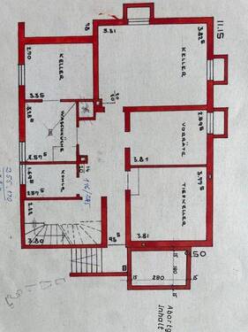 Keller - 8 Zimmer Mehrfamilienhaus, Wohnhaus in Filderstadt