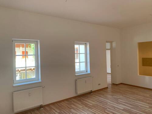 Wohnzimmer 1 - 2 Zimmer Etagenwohnung in Hildburghausen