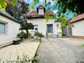 Innenhof - 6 Zimmer Einfamilienhaus zum Kaufen in Mannheim