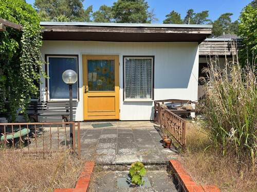 Bungalow - Grundstück im schönen Strausberg - fußläufig nur wenige Minuten bis zum Straussee