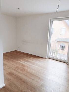 Wohnzimmer - 3 Zimmer Etagenwohnung zur Miete in Berlin