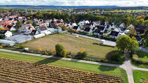 Hausen.jpg - Neubau-DHH mit Blick ins Grüne - Baubeginn noch dieses Jahr