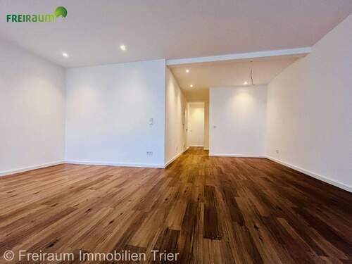 WEZ-Blick Diele - Etagenwohnung mit 72,00 m² in Trier zur Miete