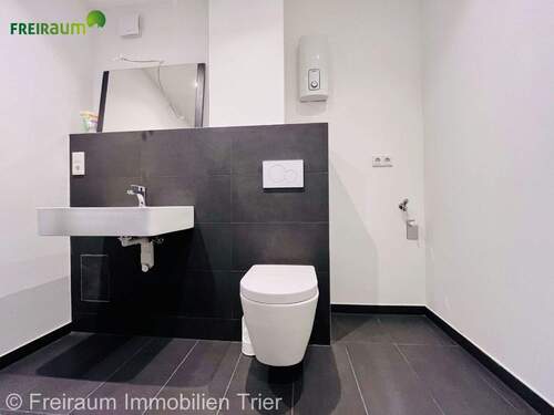 Duschbad/WC - 