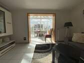 Wohnzimmer mit Wintergarten - 