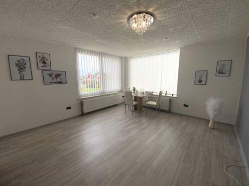 verbundenes Wohnzimmer ELW - 