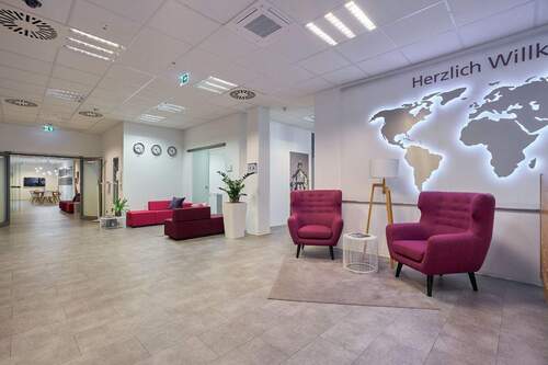 Flur - Büro in Wiesbaden