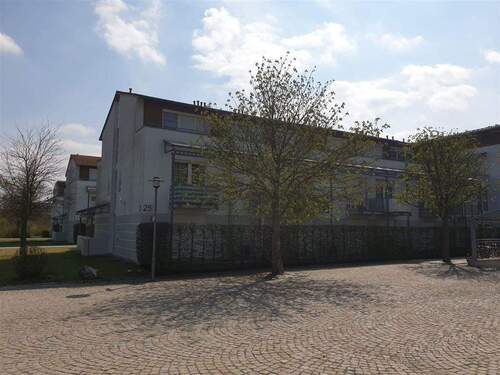 Brunhuber - Vollmöbliertes 1-Zimmer-Appartement in Regensburg mit Terrasse, Nähe Universität