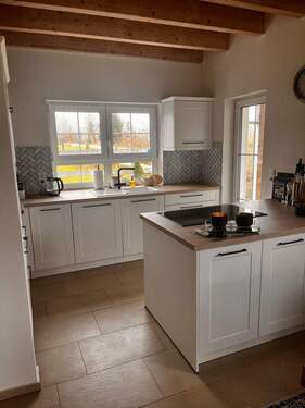 Neue Küche - Mehrfamilienhaus, Wohnhaus mit 210,00 m&sup2; in Westensee zum Kaufen