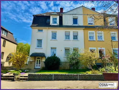 Frontansicht Straße - Eigentumswohnung in Erdgeschoss mit Garten im Sondereigentum