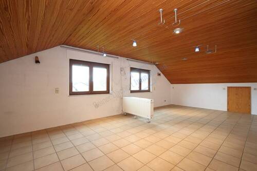 SCHLAFEN / ZIMMER OG - 