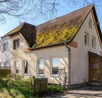 Modernisierungsbedürftige Doppelhaushälfte in Horst - Horst (Holstein)