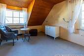 Schlafzimmer 2 im Dachgeschoss - 
