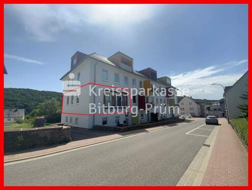 Strassenansicht - Eigentumswohnung in zentrumsnaher und guter Wohnlage