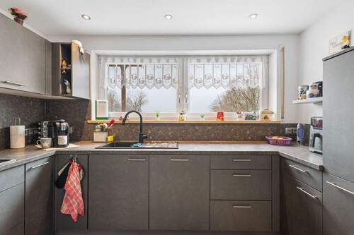 Küche - 8 Zimmer Einfamilienhaus zum Kaufen in Hemau