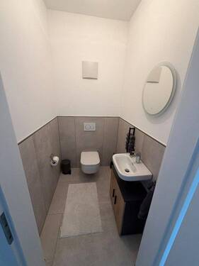 2.WC - 